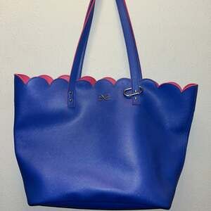 Bath & Body Works Blue and Pink Scallop Tote Bag